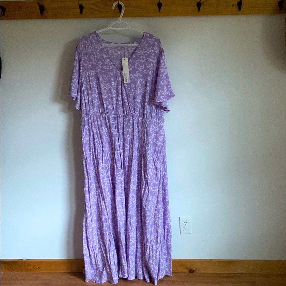 Lavender & White Floral Maxi Dress